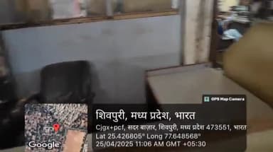 शिवपुरी नगर: शिवपुरी जिला पंचायत कार्यालय में अधिकारियों और कर्मचारियों की मनमानी, सरकारी आदेशों की धज्जियां उड़ रही हैं