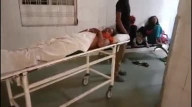 शिवपुरी नगर: एजवारा गांव के पास बस की टक्कर से घायल हुए बाइक सवार पिता-पुत्र, साहूकार के घर से रकम लेकर लौट रहे थे दोनों; उपचार जारी