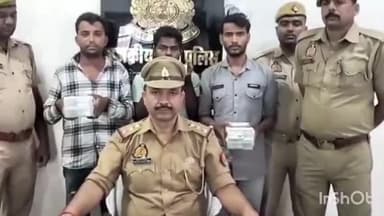 गोरखपुर: GRP पुलिस ने रेलवे स्टेशन और ट्रेनों में चोरी व लूट करने वाले 3 लोगों को किया गिरफ्तार, चोरी के 5 मोबाइल फोन बरामद