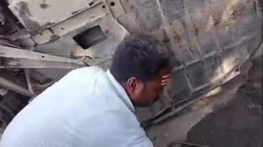 रजौन: गोपालपुर मोड़ के पास नवादा पुलिस ने छापेमारी में 26.5 लीटर शराब के साथ एक तस्कर को गिरफ्तार किया