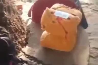 जबलपुर: सिविल लाइन थाना पुलिस ने जबलपुर रेलवे स्कूल के समीप से दो तस्करों को 15 किलोग्राम अवैध गांजे के साथ किया गिरफ्तार