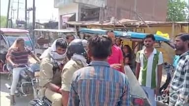 रायबरेली: मधुबन क्रॉसिंग के पास रूट डायवर्जन के बावजूद नियमों का पालन नहीं कर रहे ई-रिक्शा चालक, दूसरे चालकों में आक्रोश