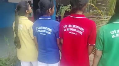 धनौरा: O.P.S इंटरनेशनल स्कूल के छात्र-छात्राओं ने गजरौला चौपला पर नि:शुल्क भोजन का किया वितरण