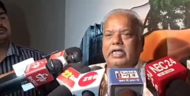 पटना ग्रामीण: ऊर्जा ऑडिटोरियम में मंत्री श्रवण कुमार ने अधिकारियों को चेतावनी दी, गड़बड़ करने वालों पर होगी कार्रवाई