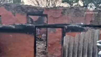 मुरहू: चलकद के बारूडीह नीमटोला में दो घरों में आग लगने से सामान जलकर राख हो गया