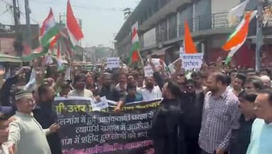 हिंदुस्तान जिंदाबाद के नारों से गूंजा दोदपुर चौराहा अमीर निशा के व्यापारियों ने शनिवार को निकाली आतंकियों के खिलाफ रैली।