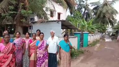 ஆவுடையார் கோவில்: அம்பாள் புரத்தில் மழை நீரை வெளியேற்றி சாலை அமைத்து தராவிட்டால் ஆர்ப்பாட்டம் மக்கள் அறிவிப்பு #localissue