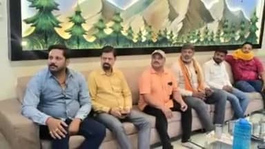 सरायनंदन क्षेत्र के पार्षद के नेतृत्व में महानगर उपाध्यक्ष के कार्यालय पर प्रधानमंत्री जी की मन की बात सुनी गई