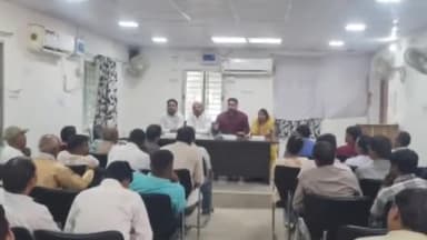 चेरिया बरियारपुर: प्रखंड परिसर में कार्यक्रम कार्यान्वयन समिति की पहली बैठक संपन्न