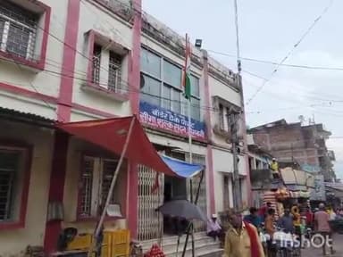 फारबिसगंज: चोरी के वाहन की आशंका में भंसार कार्यालय से कार जब्त की गई