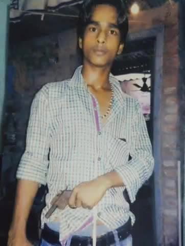 कानपुर: गोविंद नगर में युवक की अवैध तमंचे और कारतूस के साथ फोटो सोशल मीडिया पर हुई वायरल