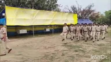 आरा: भोजपुर एसपी श्री राज के निर्देश पर न्यू पुलिस लाइन में साप्ताहिक परेड का किया गया आयोजन