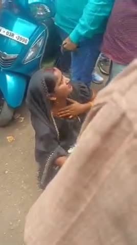 मेदिनीनगर (डालटनगंज): सदीक चौक पर ट्रैफिक पुलिस ने चोरी के शक में 4 संदिग्ध महिलाओं को पकड़ा, कीमती गहने किए बरामद