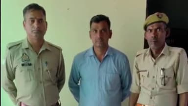 अमरोहा: गांव अहऱोई में तमंचा और कारतूस लेकर घूम रहे एक आरोपी को पुलिस ने किया गिरफ्तार