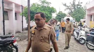 सहजनवा: सहजनवा थाना क्षेत्र अंतर्गत सहजनवा तहसील में बिजली गिरने से दो बच्चों की मौत, एक घायल