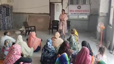 धौलपुर: निर्माणाधीन कोर्ट कैंपस में मनाया गया मजदूर दिवस, विधिक अधिकारों के बारे में दी गई जानकारी