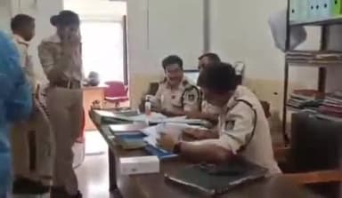 पनागर: इमलिया मोड़ पर पान की दुकान के पास सट्टा पट्टी लिखते हुए आरोपी गिरफ्तार, ₹280 और सट्टा पट्टी जब्त