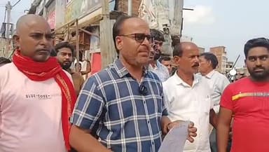 AIFB की एक टीम ने आज बेंगाबाद का दौरा कर वहां कल से चल रही अतिक्रमण के नाम कार्रवाई में कई गरीब दुकानदारों को बिना पर्याप्त मौका दिए उजाड़कर उनकी जीविका को नष्ट करने सहित कई अन्य शिकायतों का जायजा लेकर उच्चाधिकारियों से कार्रवाई की मांग की।