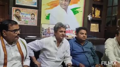 मुरैना नगर: हनुमान चौराहे पर विधायक ने सरकार को घेरा, गांवों में अवैध शराब बिक्री का मुद्दा उठाया