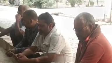 शाहजहांपुर: देवकली मोहल्ले के रहने वाले एक व्यक्ति ने पेड़ से फांसी लगाकर आत्महत्या की, आज हुआ पीएम