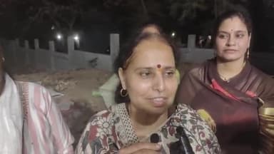 झाबुआ: मेघनगर: एसपी पद्म वीलोचन शुक्ल की उपस्थिति में वार्ड क्रमांक 14 में पुलिस जनसंवाद कार्यक्रम आयोजित, कहा- पुलिस आपकी दोस्त