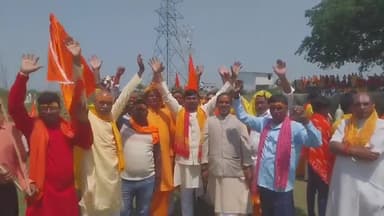 कटकमदाग: कुद में कलश यात्रा के साथ रुद्र महायज्ञ का हुआ शुभारंभ, शिव परिवार संग राम दरबार हनुमंत प्राण प्रतिष्ठा महायज्ञ भी शुरू