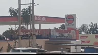 प्रयागराज: फुलवा गांव में घर के अंदर एक व्यक्ति की हुई हत्या, मामले की जांच में जुटी पुलिस