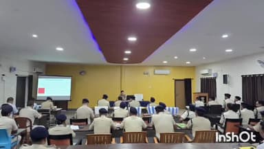 मुंगेर: पुलिस लाइन मुंगेर में अपराध गोष्ठी का आयोजन, एसपी ने दिए निर्देश