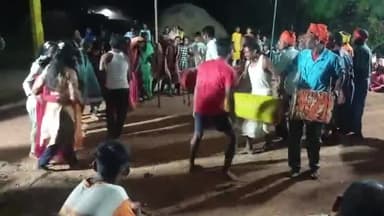 भैयाथन (मसिरा)   प्रत्येक पांच वर्षों मे लगातार 9 दिन तक आयोजित होनेवाला यहाँ का आदिवासी लोक कला एवम् संस्कृति बार पूजा