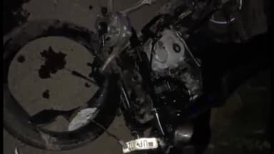 बड़ौत: बामनौली पुलिस चौकी के पास बाइक और कार की टक्कर में 1 युवक की मौत, दूसरे की हालत चिंताजनक