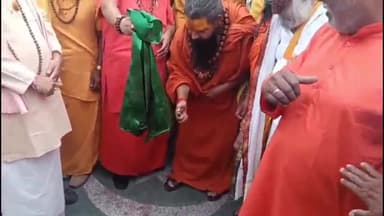 इंदौर: इंदौर में संत समाज ने भारत की पाकिस्तान पर एयर स्ट्राइक के बाद जश्न मनाया