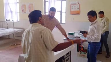 रामगंजमण्डी: ब्लॉक चिकित्सा अधिकारी ने सातलखेड़ी अस्पताल का किया निरीक्षण, गंदगी देखकर जताई नाराजगी, प्रसव कराने के दिए निर्देश