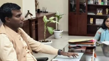 ओरमांझी: समाहरणालय में जनता दरबार का आयोजन, उपायुक्त ने सुनी लोगों की समस्याएँ