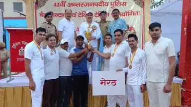 शामली: शामली में आयोजित 42वीं अंतरजनपदीय पुलिस बैडमिंटन प्रतियोगिता के फाइनल में मेरठ ने हापुड को हराया