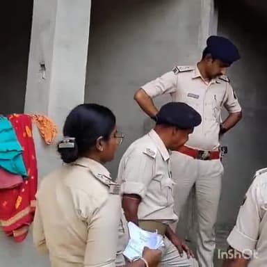 नरपतगंज: फुलकाहा एएसआई मौत मामले में फरार 11 आरोपियों के घर जल्द होगी कुर्की-जप्ती