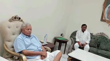 संदेश: पूर्व विधायक अरुण यादव ने लालू प्रसाद से मिलकर लिया आशीर्वाद