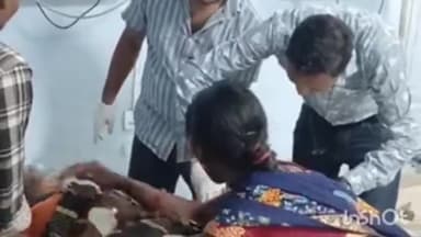 पीरो: छेदी टोला के समीप बाइक सवार ने एक बुजुर्ग महिला को मारी टक्कर, हालत गंभीर