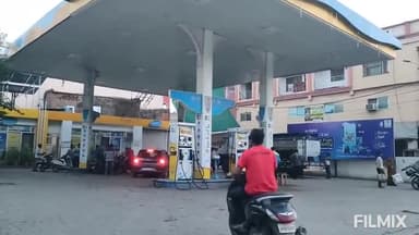 मुरैना नगर: युद्ध की आशंका को देखते हुए, कलेक्टर ने सभी पेट्रोल पंपों पर 2000 लीटर पेट्रोल और 3000 लीटर डीजल 24 घंटे रखने के निर्देश दिए