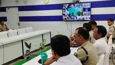 बिहार: ऑपरेशन सिंदूर को लेकर जिला अधिकारी और पुलिस अधीक्षक ने समरहालय में पदाधिकारी के साथ किया समीक्षा बैठक#operationsindoor