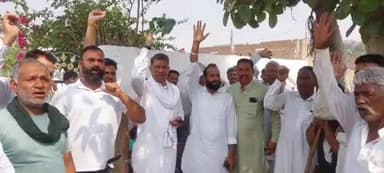 रायसिंहनगर: श्रीगंगानगर के पूर्व सांसद निहालचंद मेघवाल रहे रायसिंहनगर के बॉर्डर क्षेत्र के गांवों के दौरे पर #operationsindoor