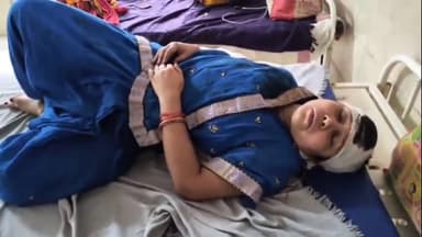 बेतिया: पूर्व विवाद में मारपीट, एक पक्ष के चार लोग घायल, जीएमसीएच में भर्ती, उपचार जारी