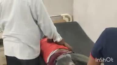 फिरोज़ाबाद: थाना रसूलपुर क्षेत्र नई आबादी खंजापुर पर एक व्यक्ति ने किया जहरीले पदार्थ का सेवन, हालत गंभीर, आगरा किया गया रैफर