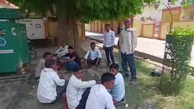 बदायूं: डहरपुर गांव के समीप कंटेनर ने बाइक सवारों को टक्कर मारी, साले की मौत, दो बच्चे घायल हुए