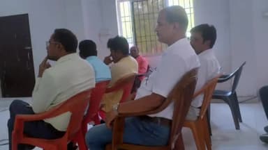 हथुआ: हथुआ में 20 सूत्री समिति की बैठक, नल-जल, राशन कार्ड, शौचालय जैसे मुद्दों पर चर्चा