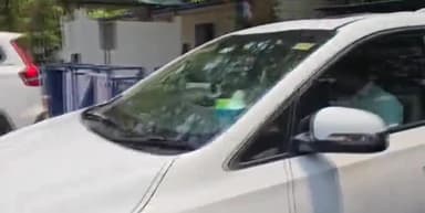 पटना ग्रामीण: तेजस्वी यादव ने राबड़ी आवास से शहीद मोहम्मद इम्तियाज के घर के लिए रवाना हुए