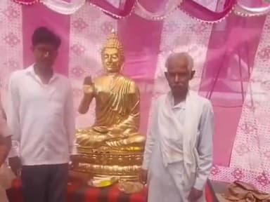 धनौरा: मंडी धनौरा क्षेत्र के गांव शेरपुर में अंबेडकर पार्क में स्थापित की गई भगवान गौतम बुद्ध की प्रतिमा, भंडारे का हुआ आयोजन