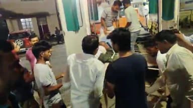 भीषण सड़क दुर्घटना, लातेहार के पोचरा मोड़ पर बाइक और टेंपो में सीधी टक्कर, एक की मौत दूसरा गंभीर। #latehar #accident