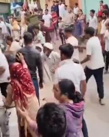 कानपुर: जूही के परम पुरवा में वृद्ध कारोबारी और उनके परिवार को दबंगों ने लाठी-डंडों से पीटा, घटना का वीडियो आया सामने