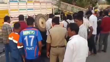 మాడుగులపల్లి: మాడుగులపల్లి వద్ద ట్రాక్టర్, బొలెరో వాహనం ఢీకొన్న ఘటనలో ముగ్గురికి తీవ్ర గాయాలు