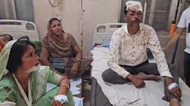 पीपलदा: अयाना लुहावद मार्ग पर 2 मोटरसाइकिल की भिड़ंत में दम्पत्ति गंभीर घायल, MBS अस्पताल में भर्ती